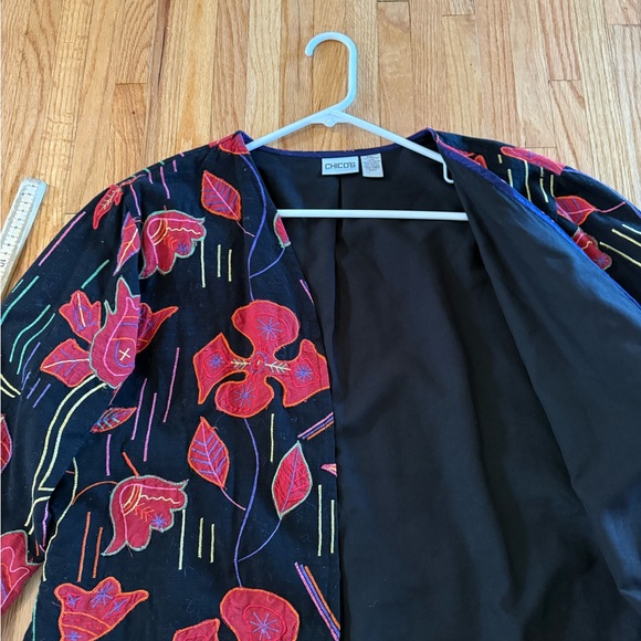 Chico's Black Lined Open Jacket with Vibrant Embroidery. Chicos Size 2 (M-L) - Picture 3 of 6